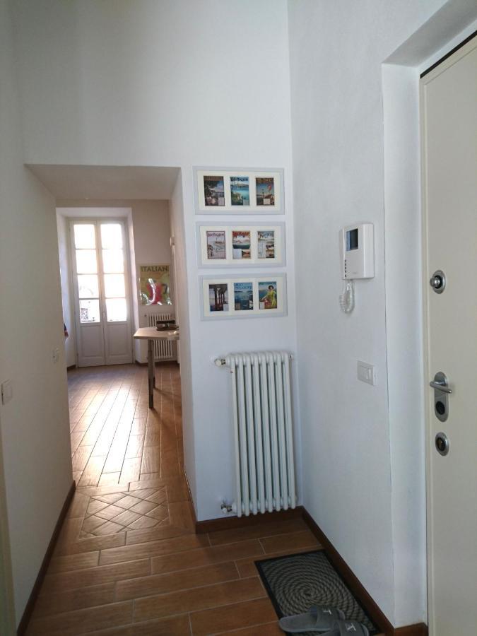 Villa Maghetti - Modernized Flat In Historic Palazzo In The Center Of لووِنو المظهر الخارجي الصورة